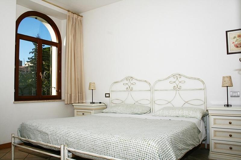 Residence Bizzoni Terni Extérieur photo